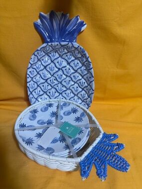 Coastal Home Blue Pineapple melamine Serving Platter and basket w/ 4 plates